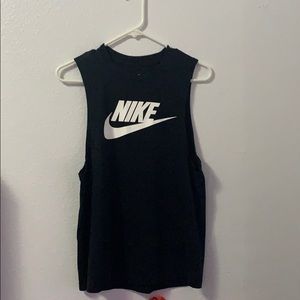 Sleeveless Nike workout shirt